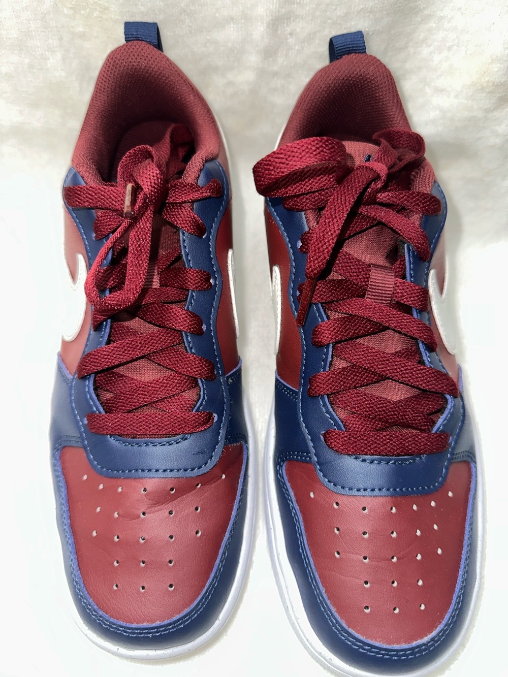 Nike Boys Court Borough Recraft GS Low-Top Sneakers in Burgundy, Navy & White 7Y